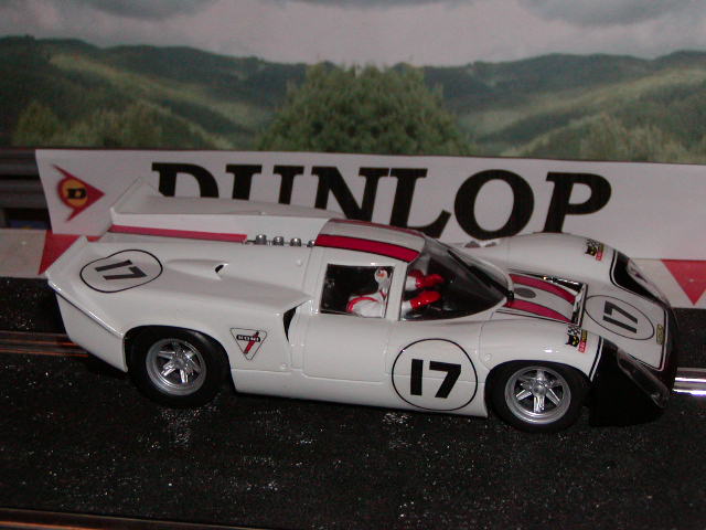 #17 Lola T70 MK IIIB