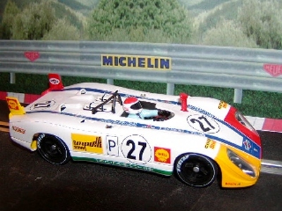 #27 Porsche 908/2 LH